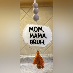 4 inch disc to hang on rearview mirror.